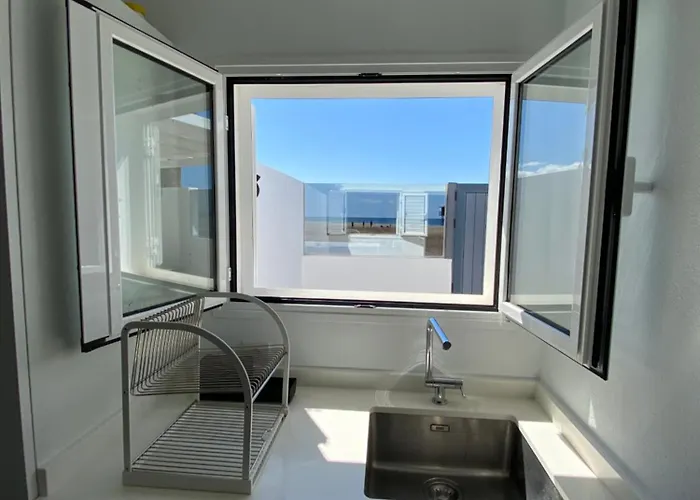 Primera Linea Playa Honda (Lanzarote)