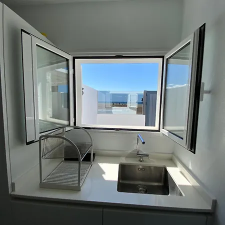 Primera Linea Playa Honda (Lanzarote)